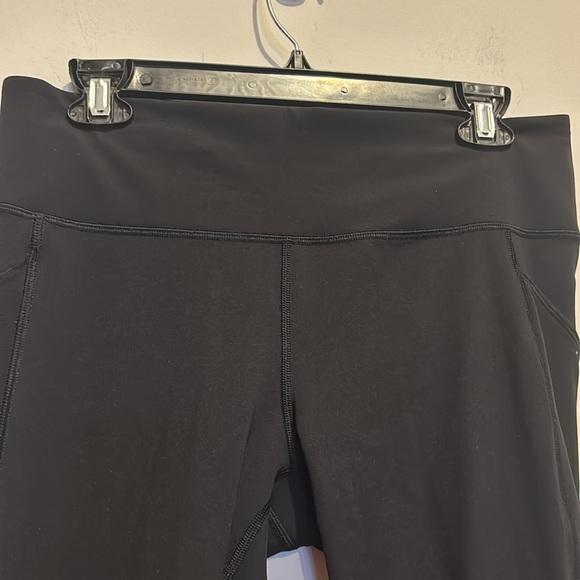 Lululemon Home Stretch Crop 19" Black size 10 - Picture 9 of 11